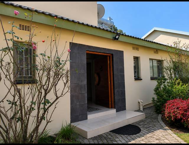 3 BEDROOM HOUSE FOR SALE IN THREE RIVERS EAST